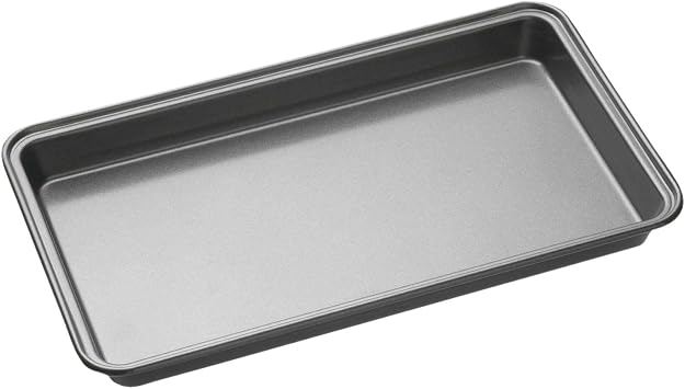 MasterClass Brownie Tin with PTFE, PFOA and BPA Free Non Stick, Robust 1mm Thick Carbon Steel, 34 x 20cm Rectangular Tray Bake Pan