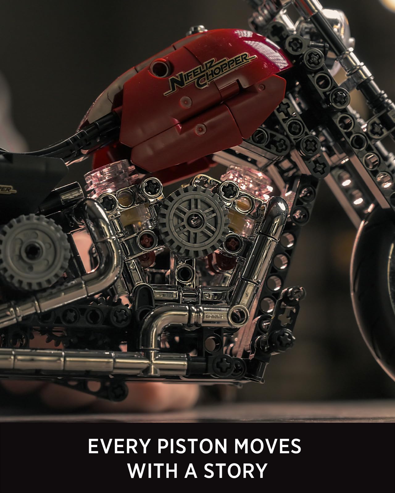 Nifeliz Chopper Motorcycle Building Set for Adults, Classic Vintage Motorbike Model Toy for Display, Collectible Gift for Motorcycle Fans (NF10308, 572 PCS)