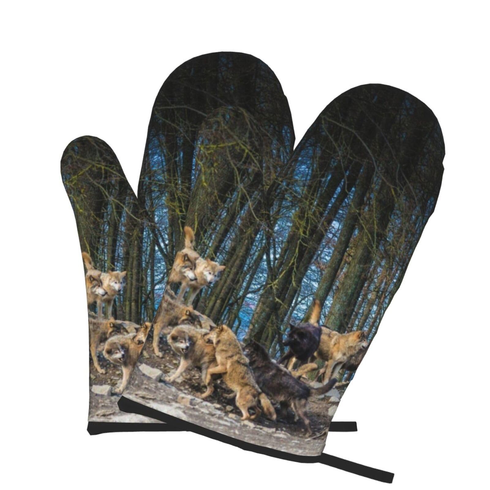 Oven Mitts Set of 2 Pcs, Wolf Prints Heat Resistant Kitchen Gloves for Cooking Baking Grilling