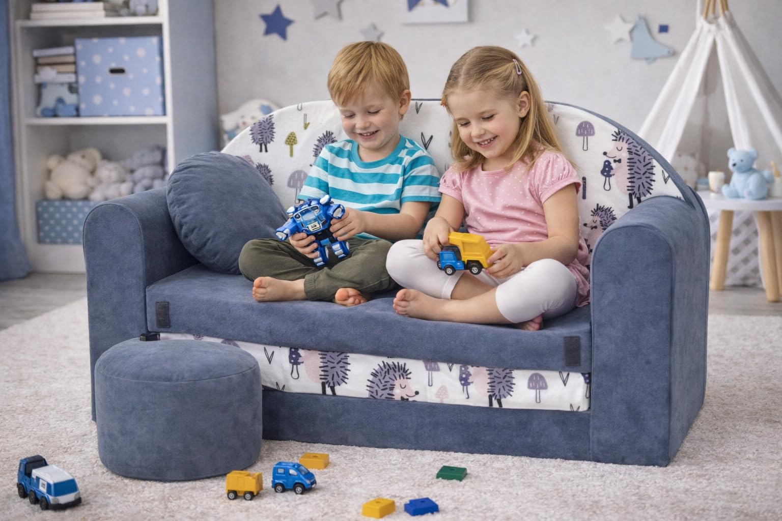 Divano letto pieghevole per bambini con funzione letto Perfetto per giocare e dormire - Con materasso, cuscino e pouf sfoderabili - 98x168x59 cm AX1 Grigio - Ricci