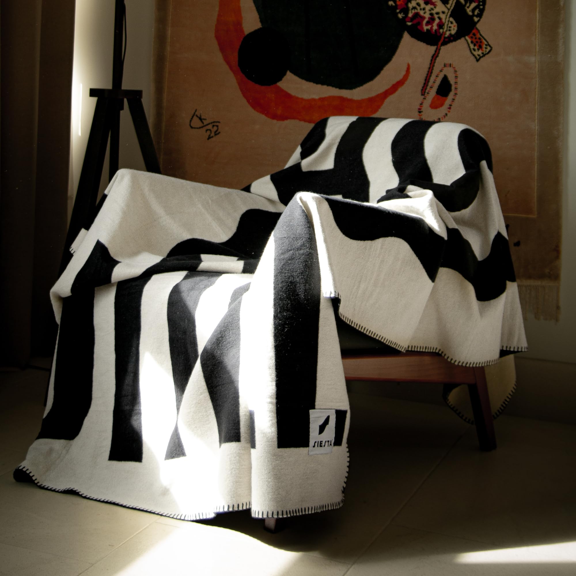 SIESTA Manta Sofa – Mantas Grandes para Sofá y Cama, 130x180 cm Algodón y Acrílico – Manta Suave, Transpirable y Duradera (Negro)