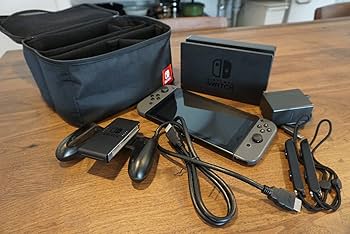Nintendo Switch - 任天堂　①switch本体/②まるごと収納バッグ/③ジョイコンカバー　3点 Amazon.co.jp: 【任天堂ライセンス商品】まるごと収納バッグ for