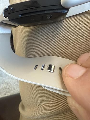 Stylish upgrade for your Whoop, but the latch could be better