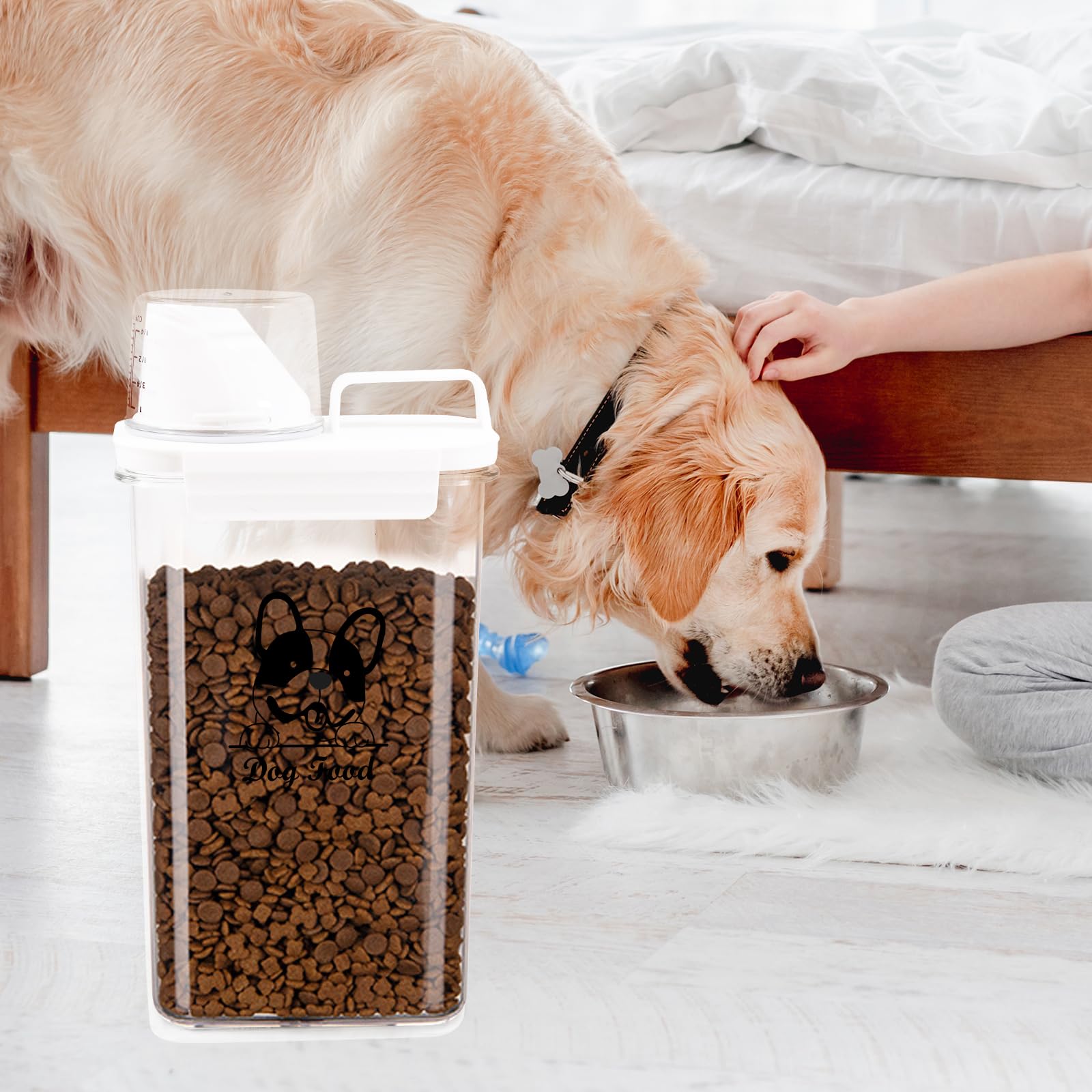 Geyecete Contenitore per Alimenti per Cani 2,5 L, Portatile Contenitore Crocchette per Cane in Plastica Trasparente, Scatola per Crocchette per Cani Ermetici, con Tazza di misurazione