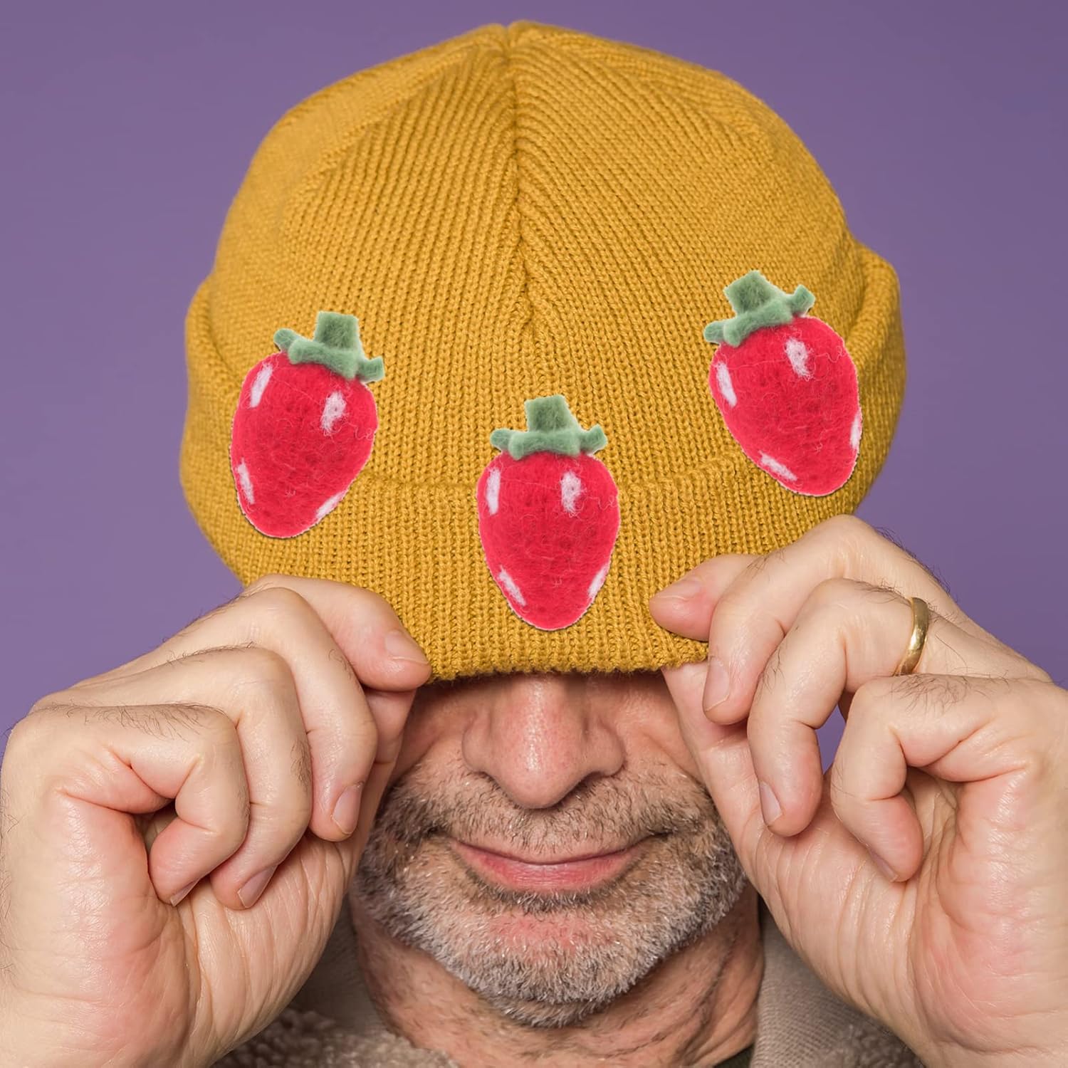 OFFIGAM 10Pcs Felt Strawberry Crafts Handmade DIY Hairband Decorations for Felt Ornaments for Home Decor and Creative Projects