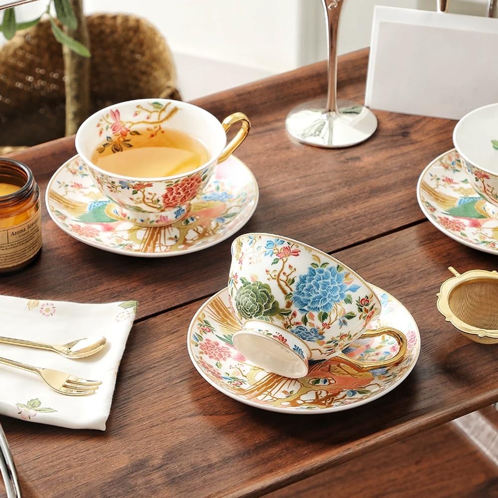 Zestaw 4 filiżanek do kawy, ceramiczna filiżanka do espresso ze spodkiem, kubki do kawy z uchwytem, ​​filiżanka do espresso, mleka, herbaty