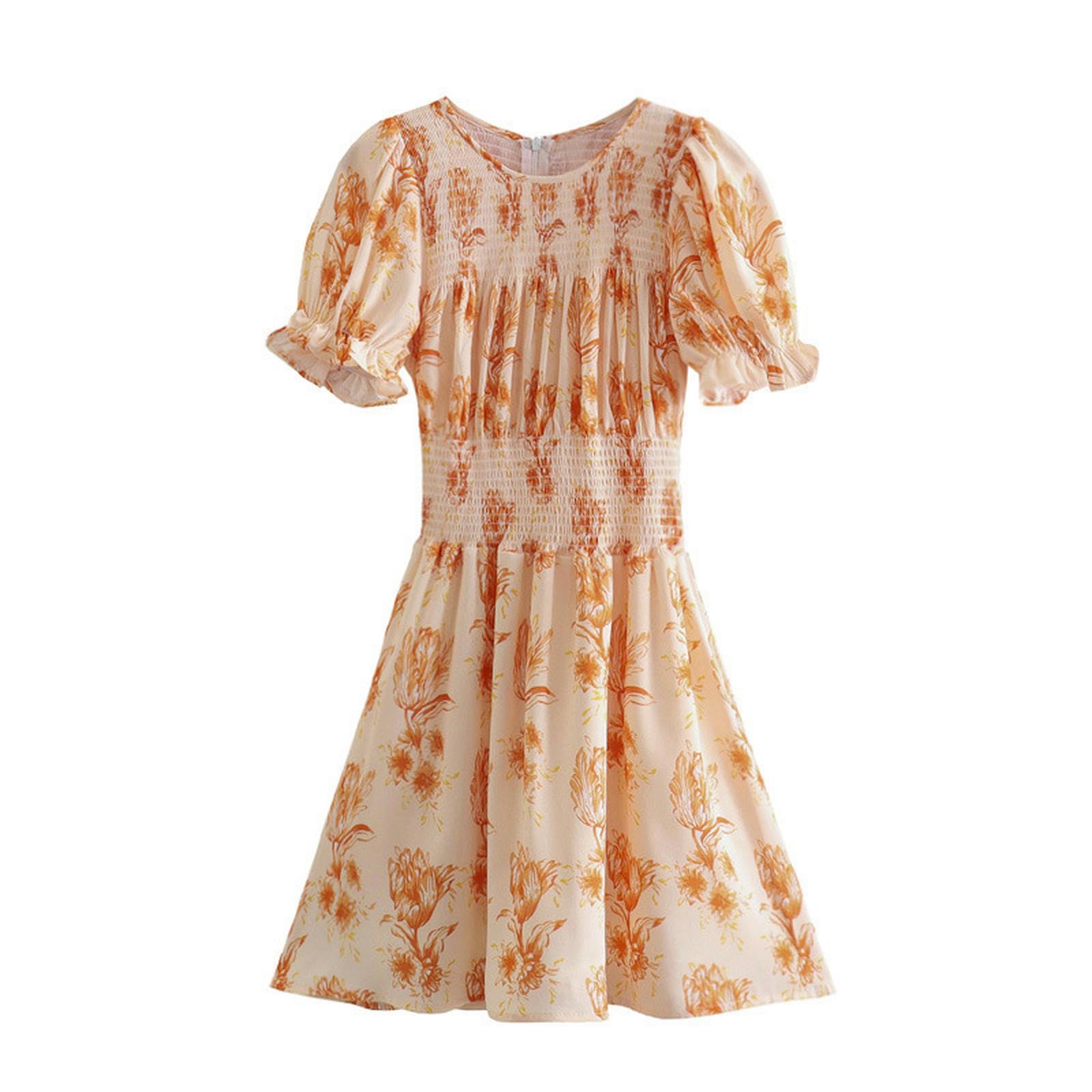 Robe de printemps pour un pique-nique chic en robe fleurie à manches bouffantes