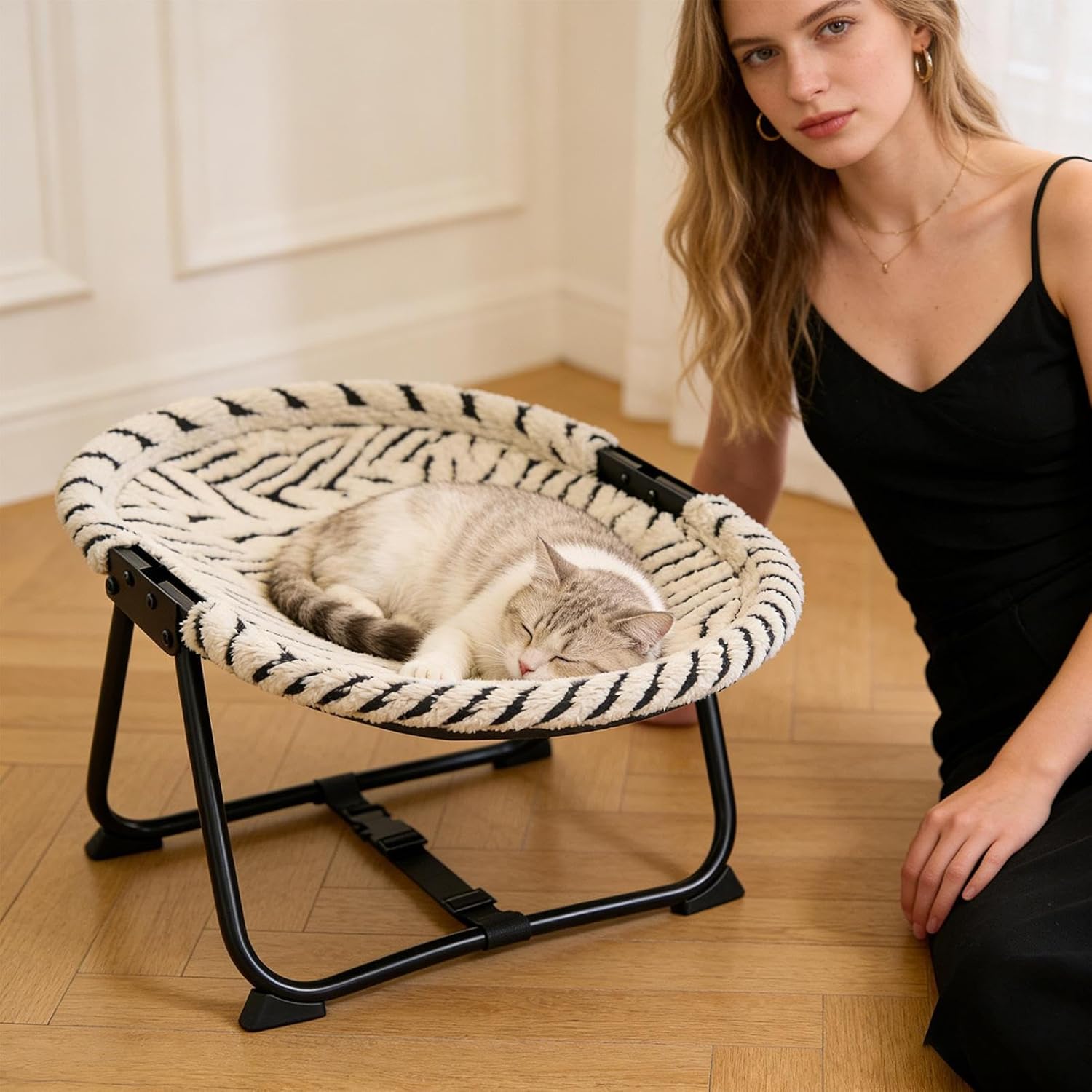 Elevated Pet Bed, Foldable Dog Cot Hammock, Lightweight Sturdy Frame for Support, Breathable Non-Slip Fabric with Easy Maintenance, Indoor Outdoor Pet Resting Spot, Dogs Puppies Cats Kittens