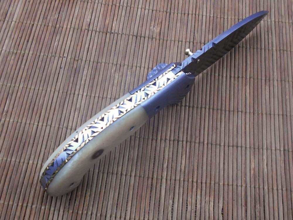 7.5" Folding Knife, Hand Forged Twist Pattern Damascus Steel Rose Wood Scale with Damascus Bolster Pocket Knife, Equipped with Brass Liner Lock & Thumb knob, Cow Hide Leather Sheath