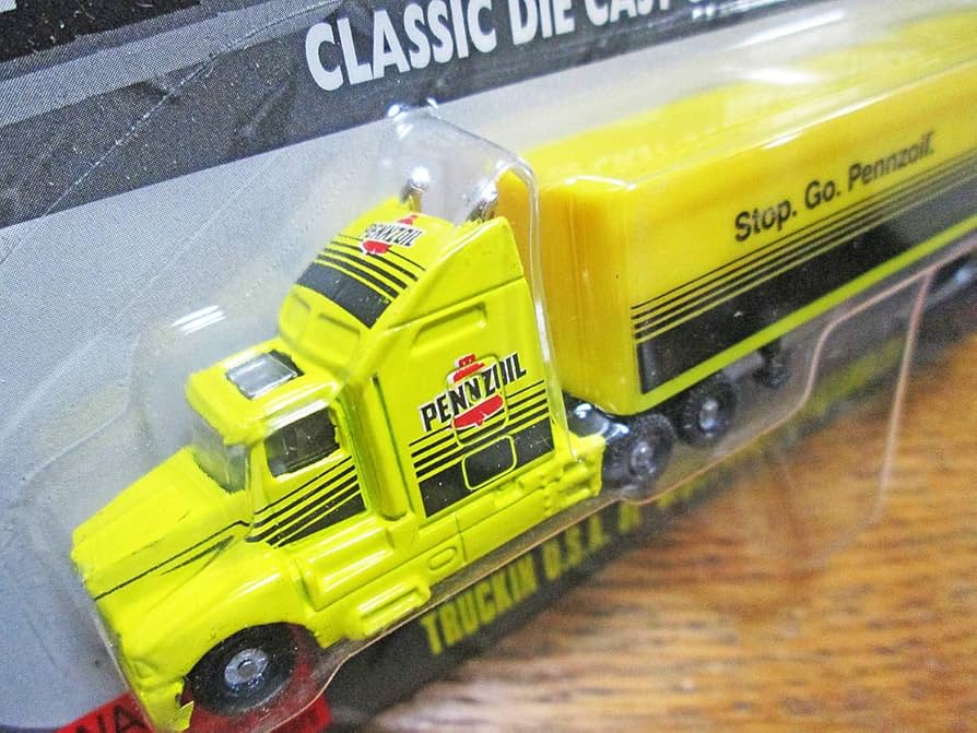 超お得セット　スヌーピー ミニカー　16個　アメトイ　ビンテージ　レア Amazon | お得な4色コンプリートセット 1/43 1967 シボレー