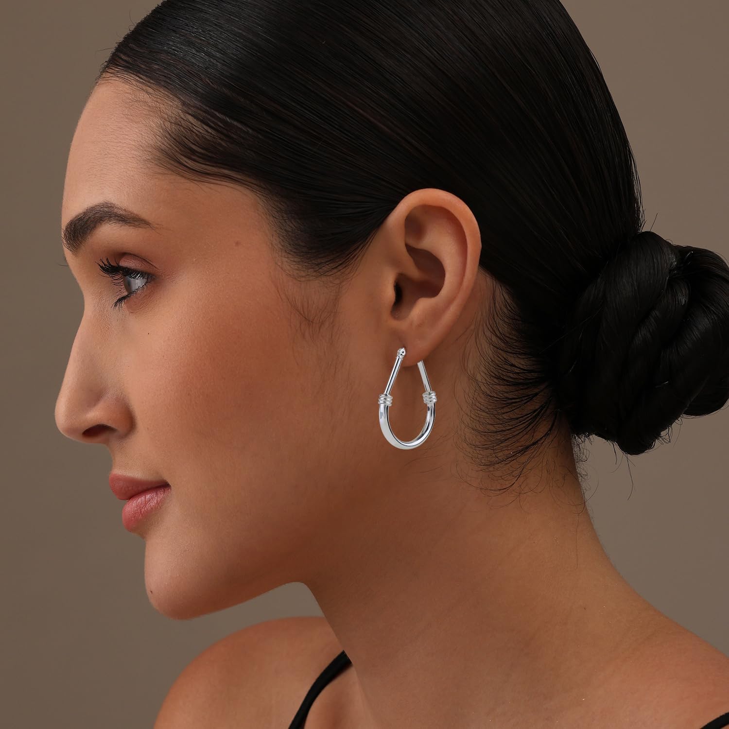 LeCalla 925 Sterling Silver Hoop Earrings for Women | Italian Design Classic Diamond-Cut Textured Hoops Earring | Women's Oval Drop Shape Silver Earring Jewelry - Image 2