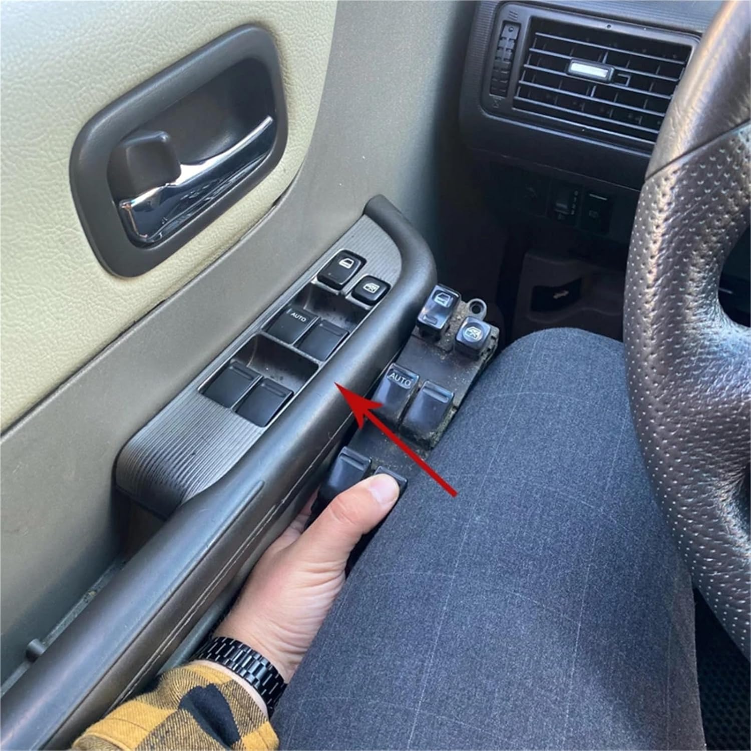 25401-EQ305 25401EQ305 Power Window Master Control Switch For Nissan X-trail X Trail Car Accessories
