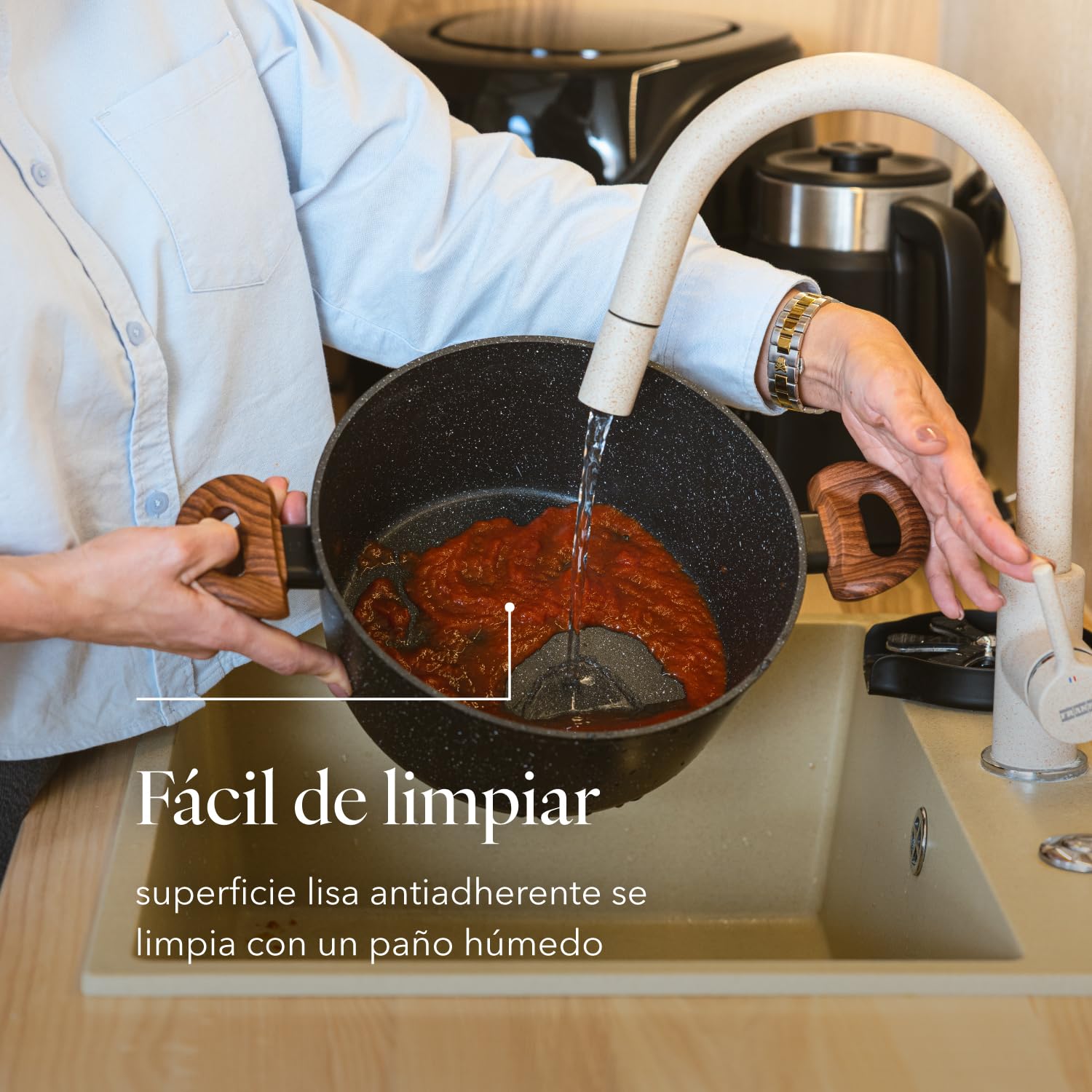 FLORINA MASTER BLACK Cacerola de aluminio 28 cm 6,5L | Revestimiento antiadherente | Para todo tipo de placas, incluida inducción | Asas ergonómicas soft-touch
