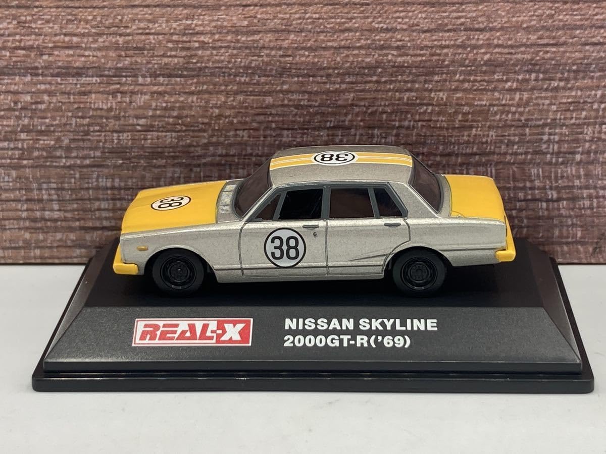 REAL-X 1/72 NISSAN SKYLINE 2000 GT-R ('69) スカイラインGT-R