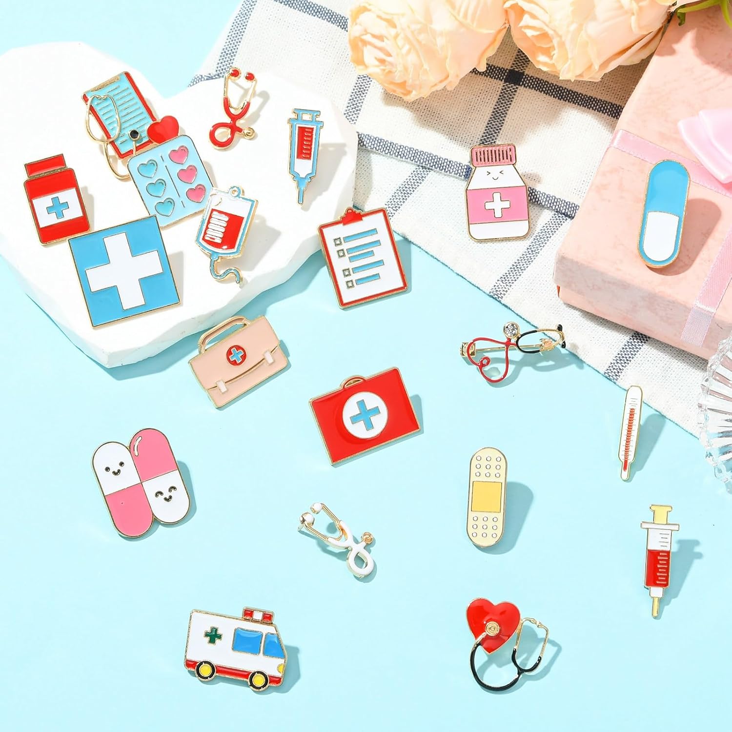 DanLingJewelry 医療テーマエナメルブローチピン ミックススタイル 看護師 医師 バックパック ピンバッジ DIY衣類バ
