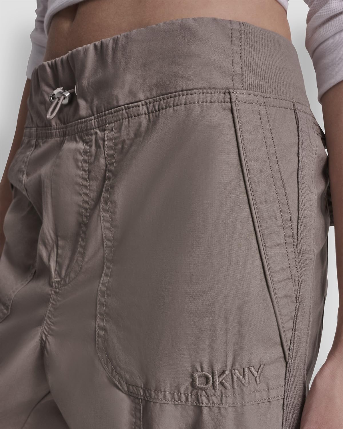 DKNY Women's High Rise Bungee Waist Seamed Jogger with Pockets