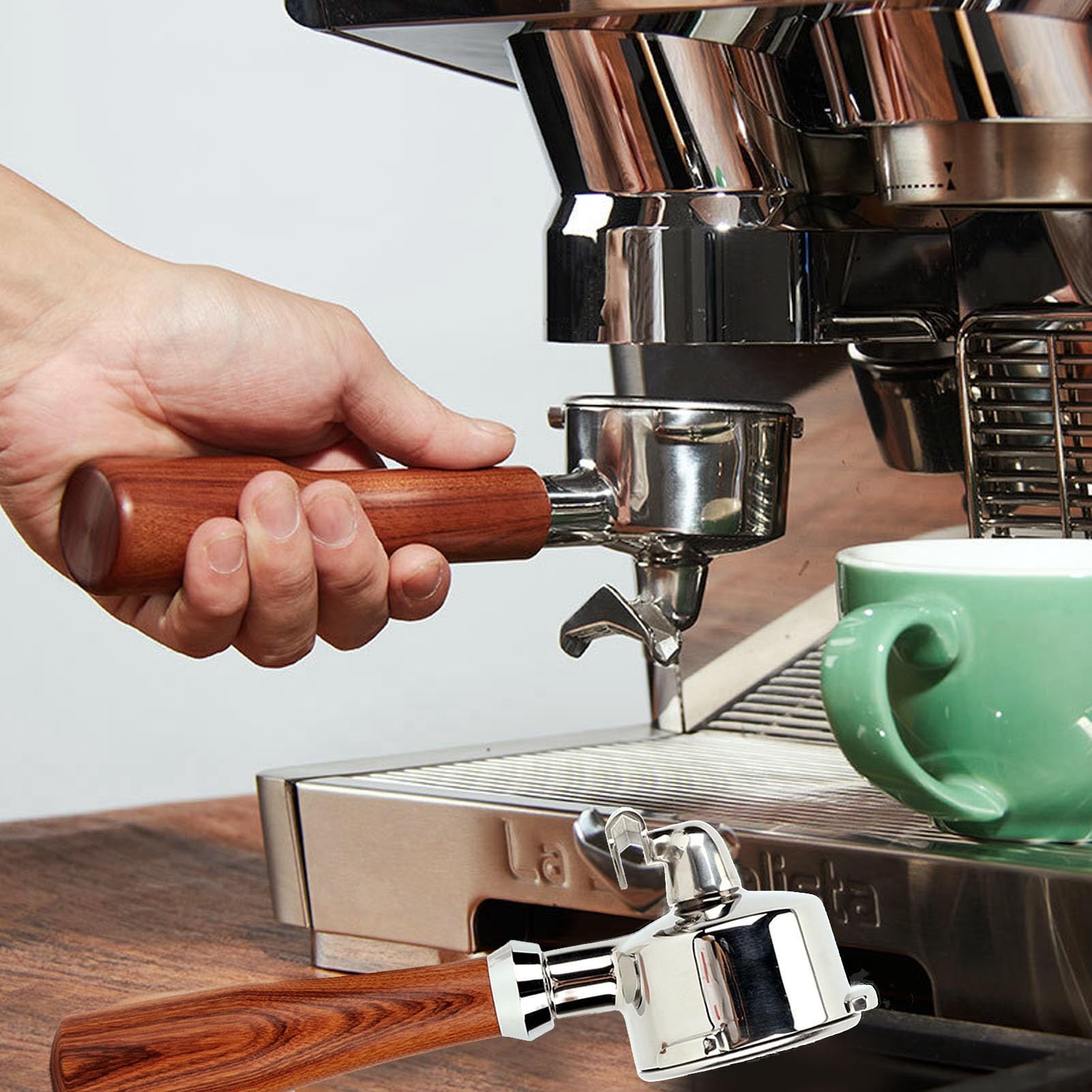 Portafiltro compatibile con doppio beccuccio, portafiltro per caffè da 54 mm a doppio flusso in acciaio inossidabile con maniglia per portafiltro professionale di grado barista (Stile 3)