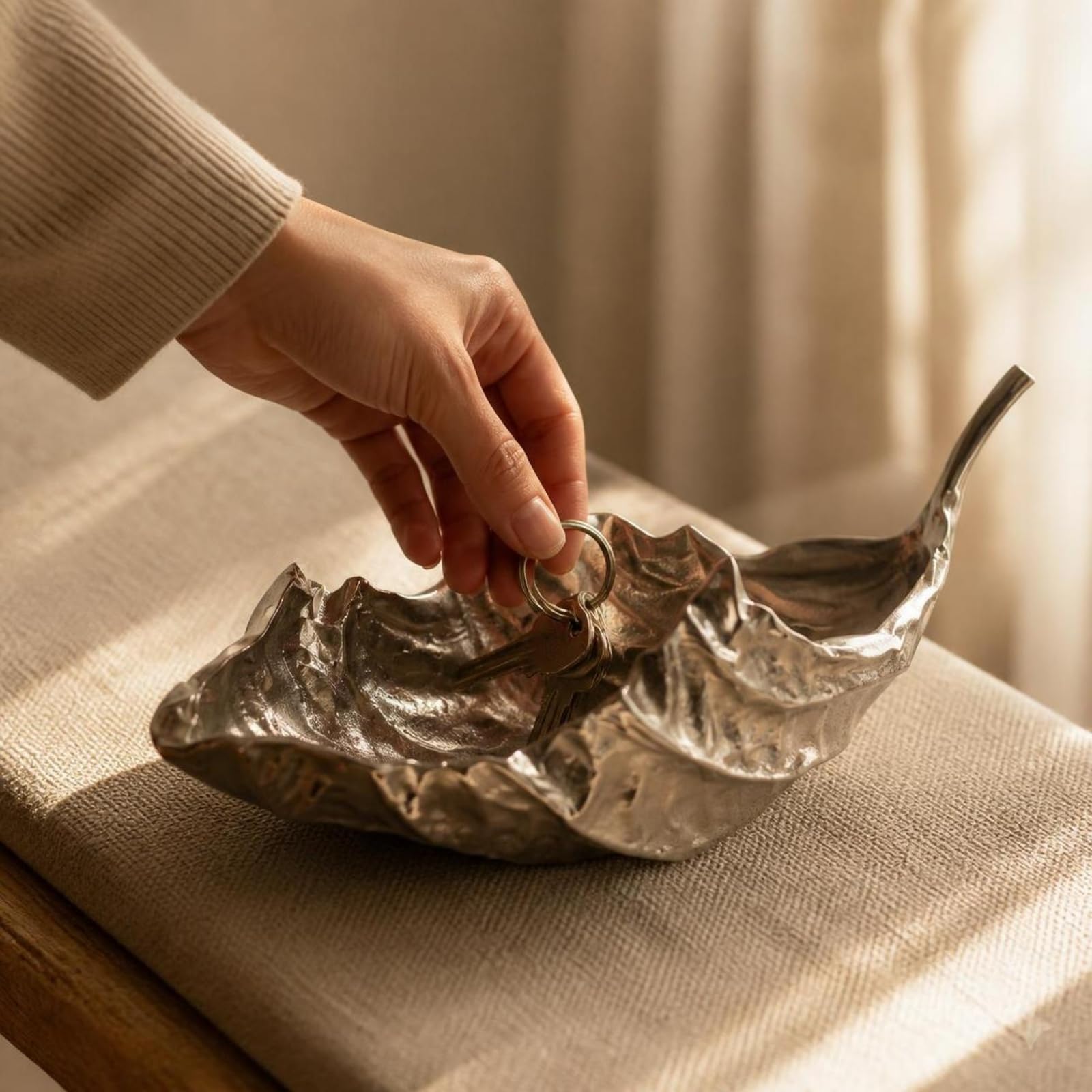 Baoblaze Vassoio a Forma di Foglia in Alluminio | perficie Effetto Stropicciato, Piatto Decorativo a Foglia, per Ingresso, Argento, L