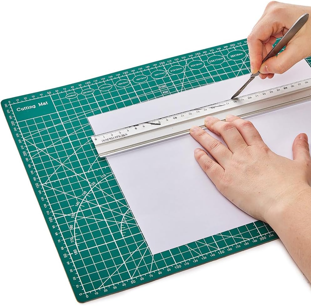 Baker Ross FN162 Self Healing Cutting Mat - Pack of 1, Cutting Mats for Arts and Crafts Table Protector
