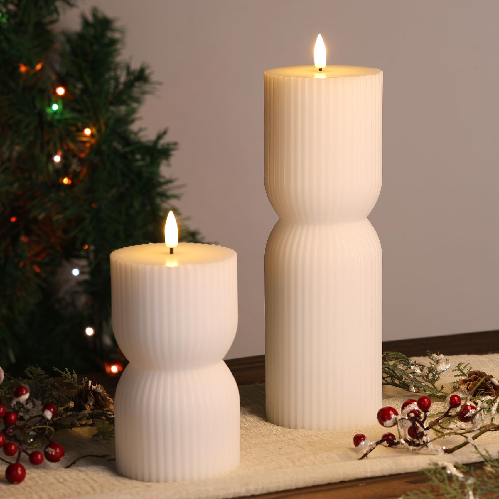 Candele bianche a coste senza fiamma con telecomando, candele a LED in vera cera tremolante, set di 2
