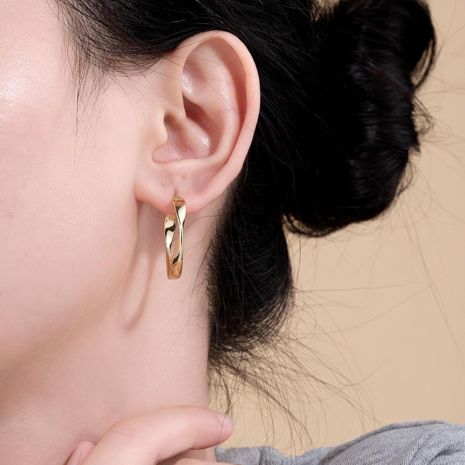 14K Gold Twisted Hoop Earrings for Women Thick Wave Gold Hoops Lightweight Hypoallergenic Elegant Jewelry 25/30MM - Image 6