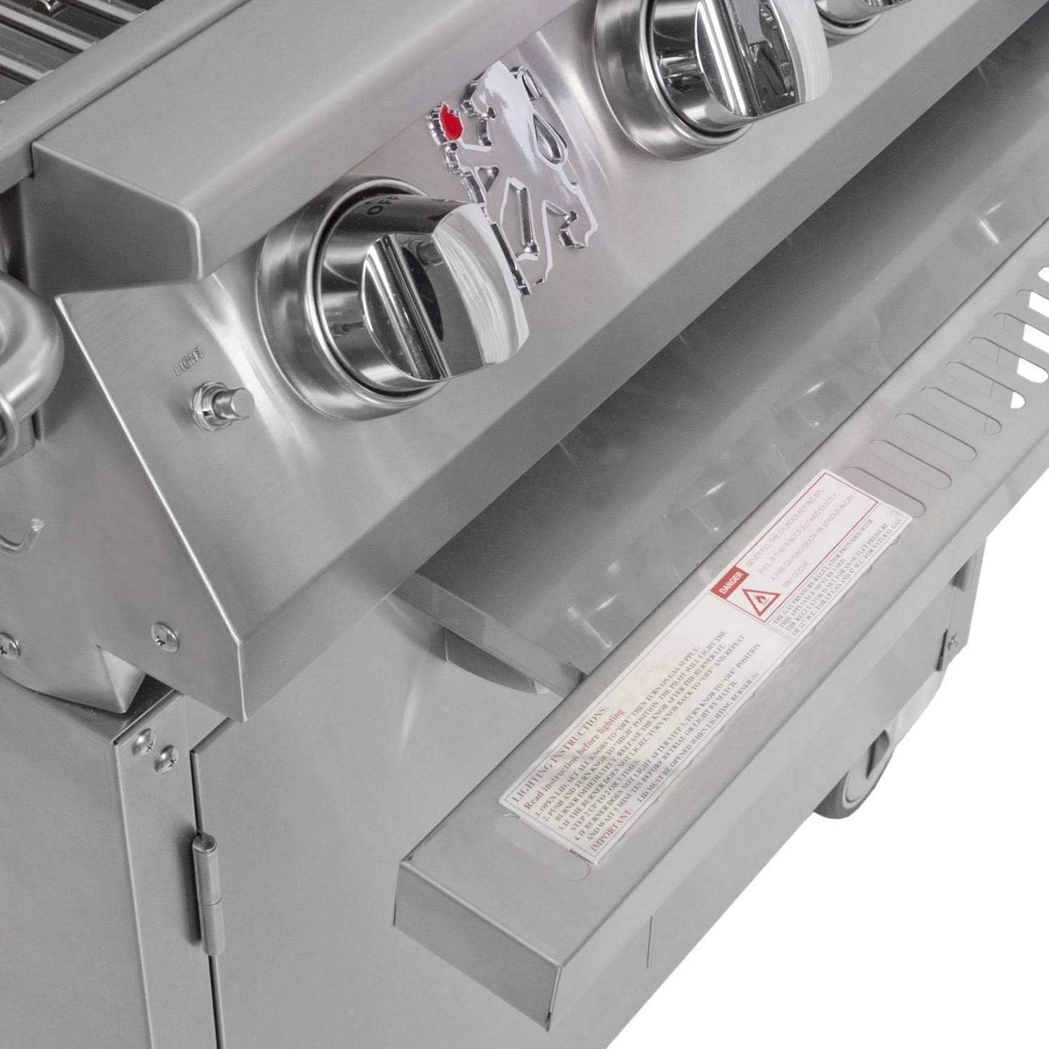 Lion 32 Inch Stainless Steel Natural Gas Grill On Cart