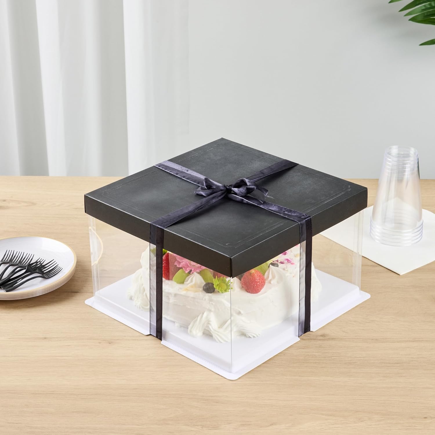 Restaurantware Sweet Vision 10 Inch x 8.25 Inch Transparent Cake Boxes 10 Grease Resistant Base Clear Cake Boxes - Black Lid Black Ribbon Plastic Birthday Cake Boxes For Weddings Or Birthdays