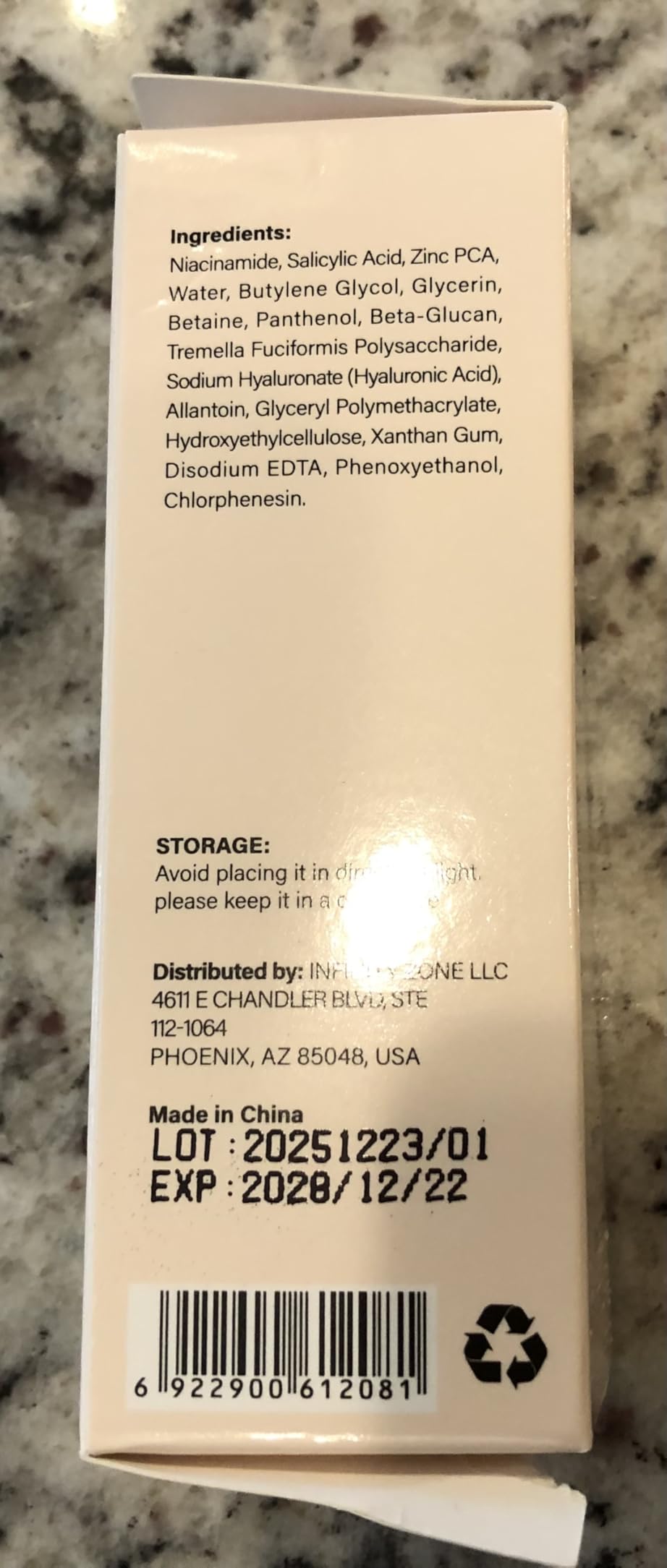 INFINITY ZONE Niacinamide 10% + Zinc 1% Face Serum – Lightweight Hydrating Serum with Hyaluronic Acid & Vitamin B5, 30 ml / 1.01 fl oz