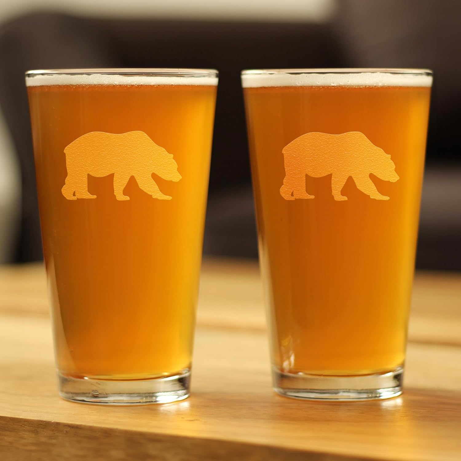Bevvee Bear Pint Glass for Beer - Cabin Themed Gifts or Rustic Decor for Men and Women - Fun Drinking or Party Glasses - Set of 2-16 oz