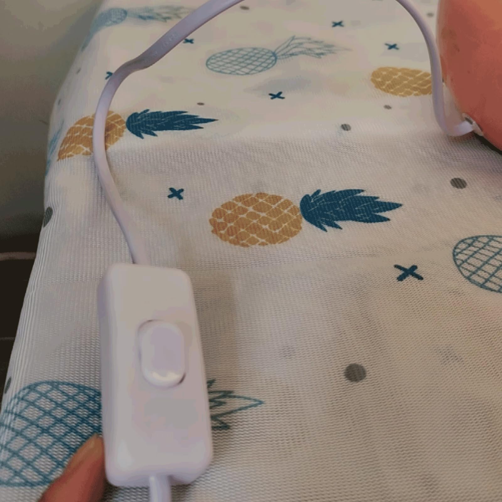 Piękny Plastic tafellamp Verstelbare nachtkastje Lamp Knop Bureau Kleine tafellamp Plug-in slaapkamer tafellamp lekki