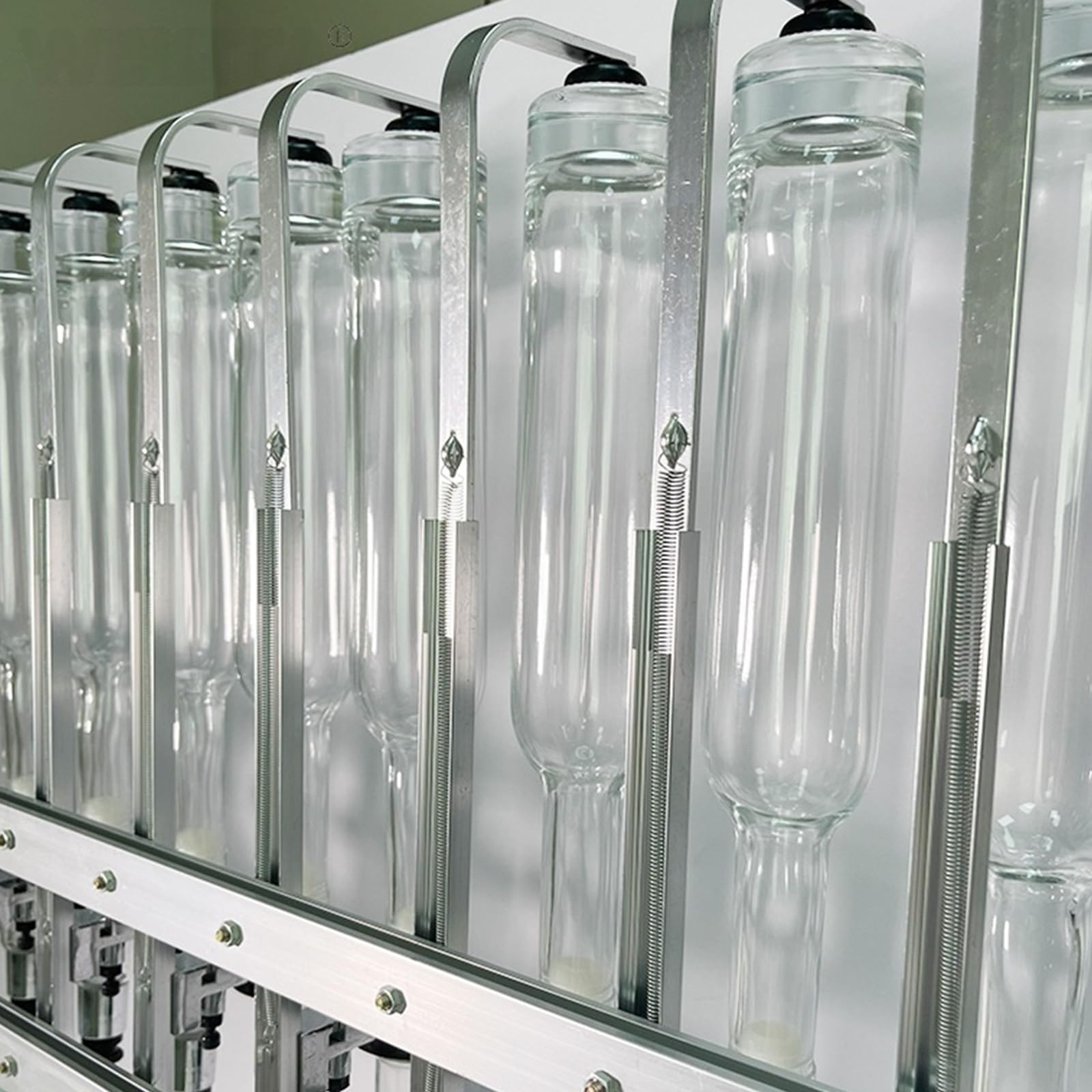 Stazione Di Erogazione Di Profumo Liquido, Riempitrice Manuale Con Teste Della Pompa Regolabili, Flaconi Da 375 Ml E Tazze Per Test, Strumento Di Erogazione Professionale Per Profumeria, Studio