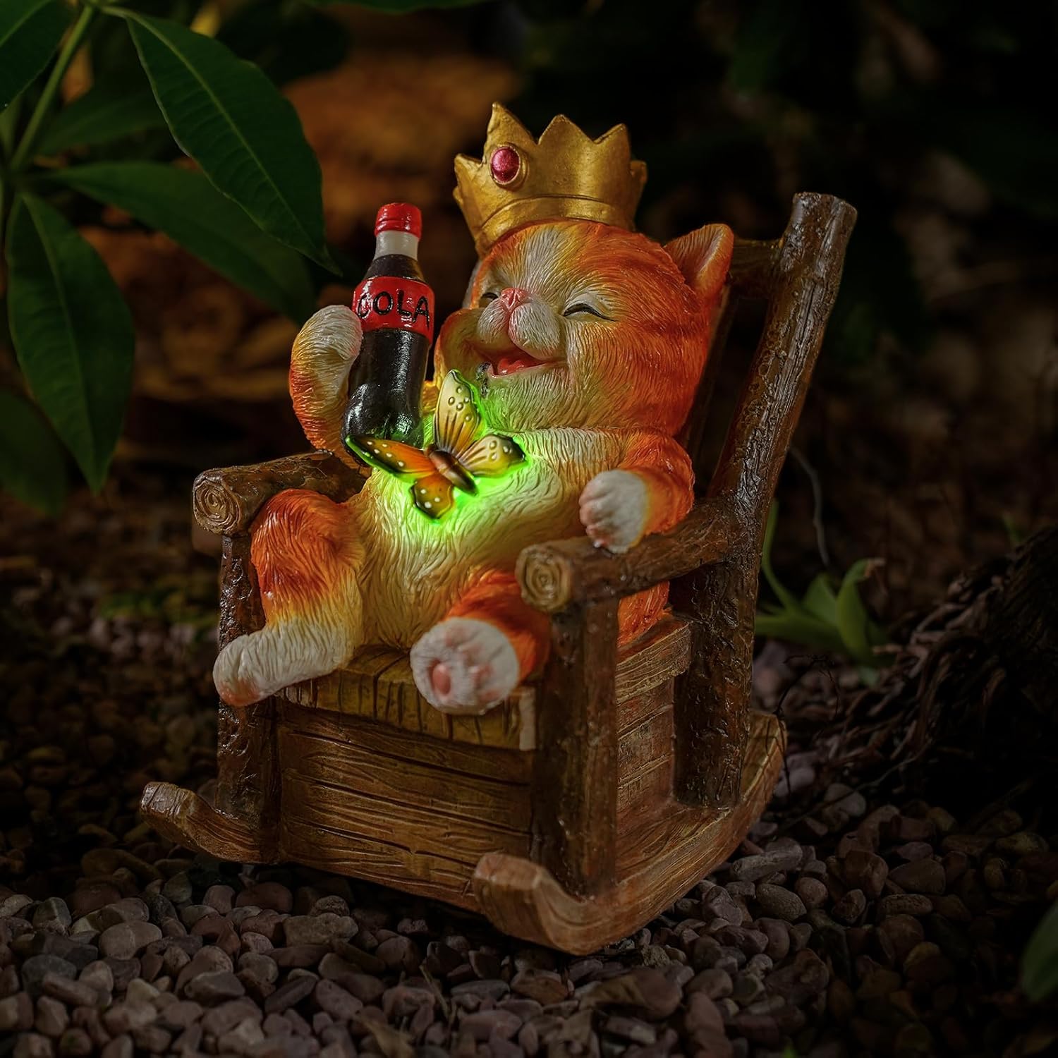 Groundhog Welcome Garden Statue with Solar Headlamp – Funny Animal Outdoor Yard Decor with LED Light and Butterfly – Waterproof Resin Garden Ornament for Patio, Lawn, Pathway