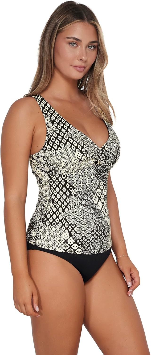 Sunsets Elsie Tankini Women's Swimsuit Top with Underwire in Textured Fabric (Bottom Not Included) - Image 3