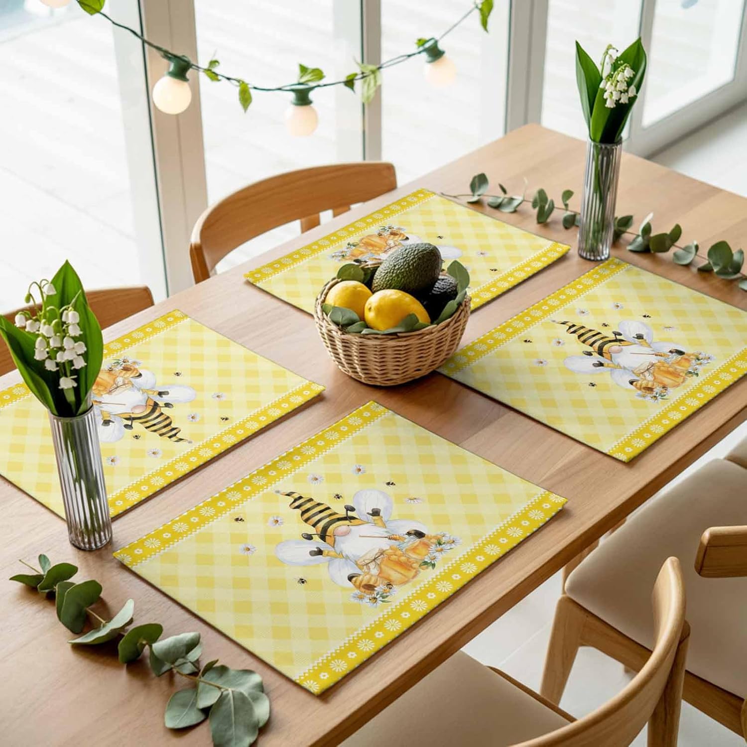 Bee Placemat Gnome Table Mats Set of 6 Yellow Plaid Placemats for Dining Table Bumble Bee Table Mats Summer Daisy Table Decoration Holiday Banquet Kitchen Dining Non Slip Washable