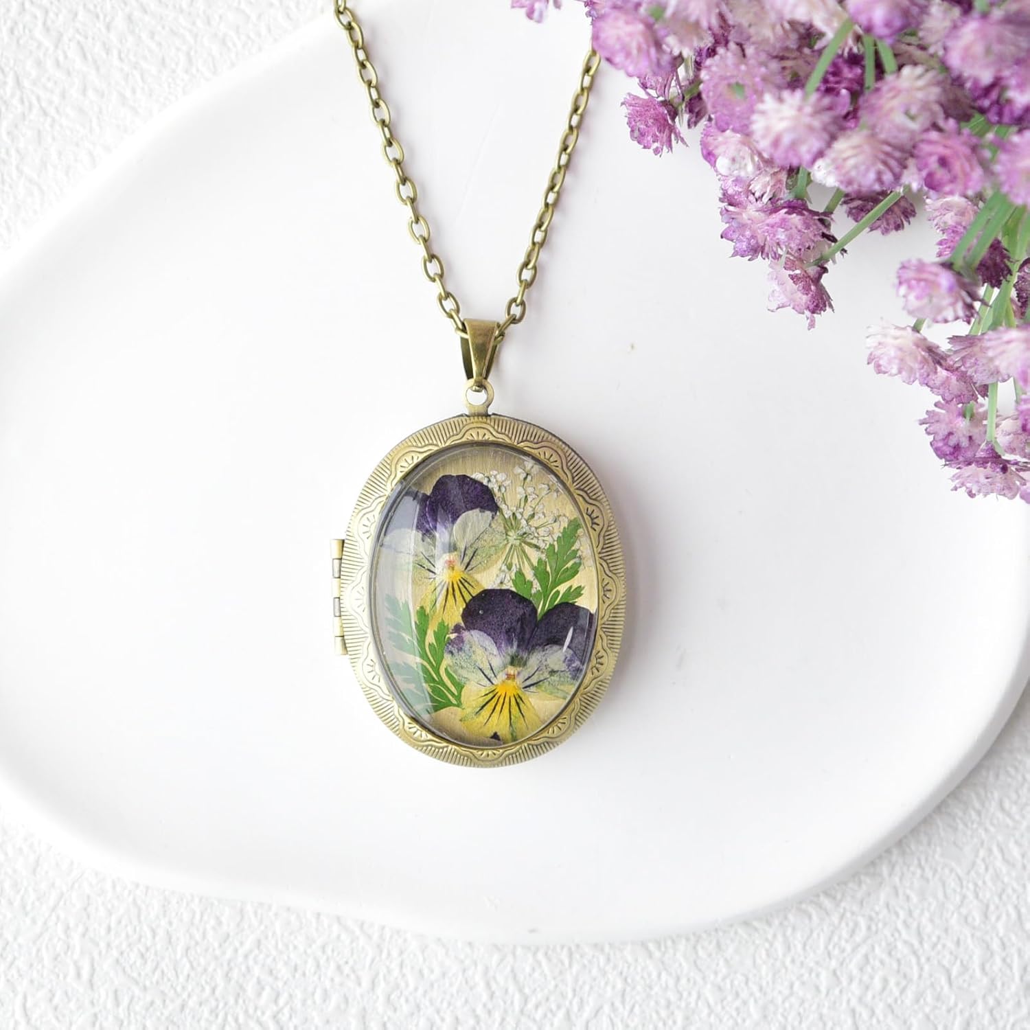 Vintage Photo Locket Necklace Handmade Pressed Flower Locket Necklace for Women