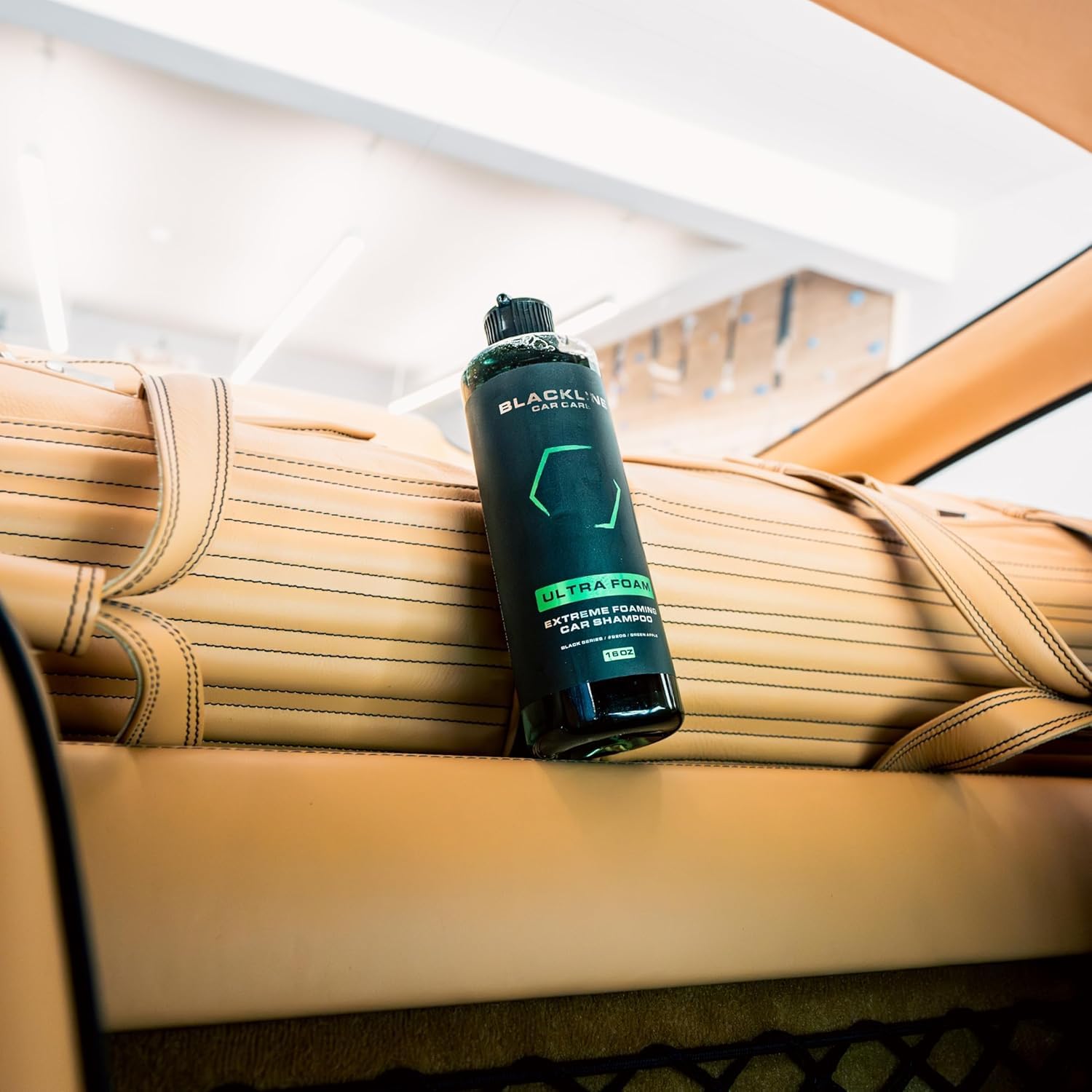 Blackline Automotive Extreme Foaming Car Shampoo - Extreme Ultra Foam Perfect for Ceramic Coatings - Compatible with Foam Cannon for Pressure Washer (16 FL Oz, Green Apple)