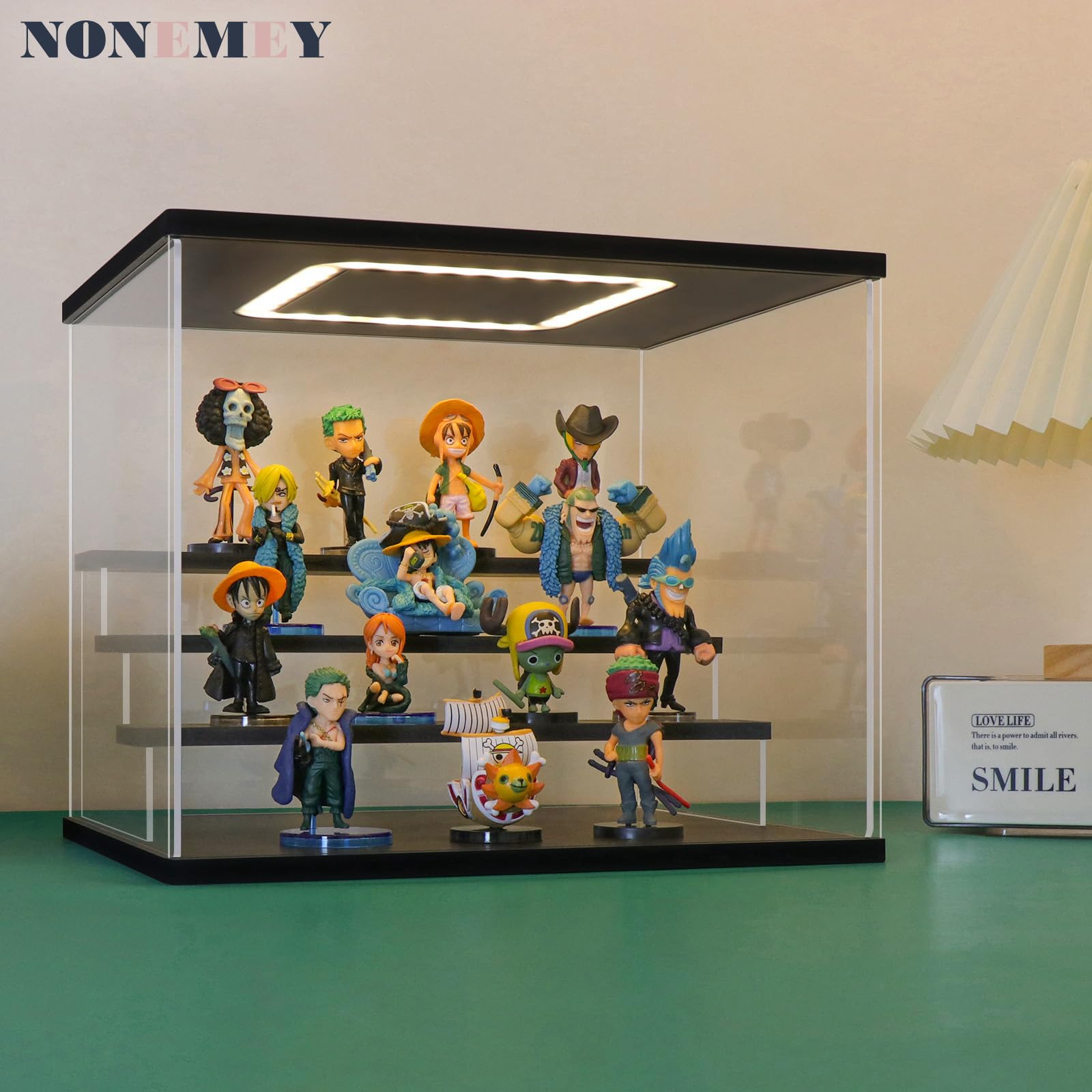NONEMEY Vitrine pour Collection en Acrylique Transparente avec Éclairage LED Tricolore – Présentoir Anti-Poussière 2/3/4/5/6 Niveaux pour Figurines et Lego (Noir, 4Tier-31.5x24.5x26.5cm)