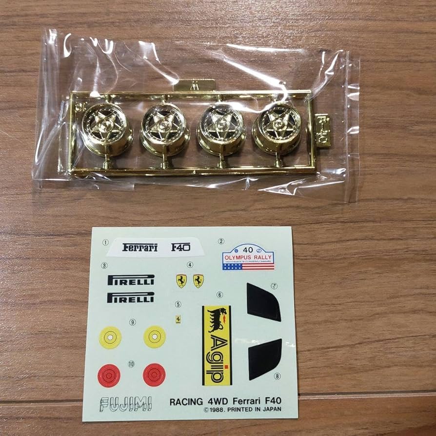FUJIMI Ferrari F40 ゴールドモーター4WD 71EWetrU2hL._UF894,1000_QL80_.jpg