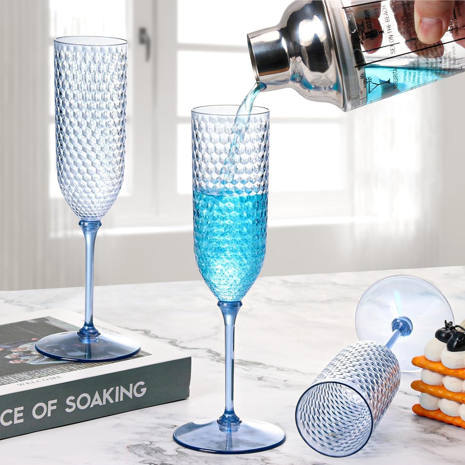 XUWAIDSGN 24 Pack Blue Detachable 2 piece Champagne Flutes 5.5 Oz Unbreakable Plastic Mimosa Disposable Champagne Glasses Drinking Cups Stemmed Reusable Wine Toasting Glasses for Wedding - Image 6