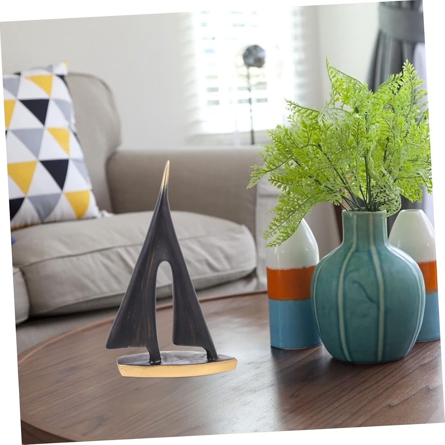 Resin Sailboat Art Sculptures Home Decor Retro Resin Crafts Desktop Decoration
