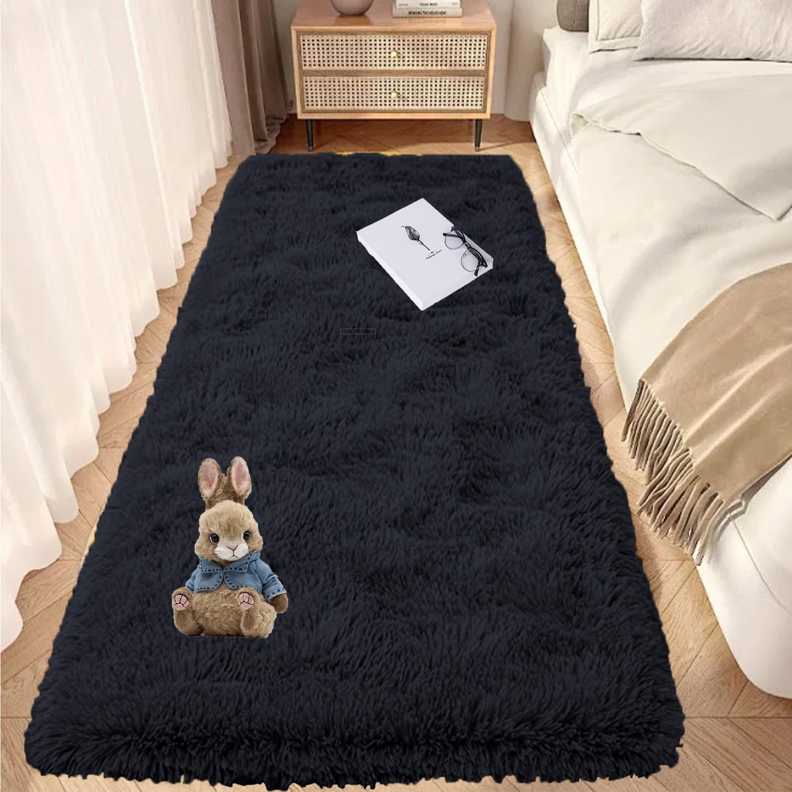 Tapis de chambre noir 170x240 aspect fourrure moderne grand format pour décoration de salon