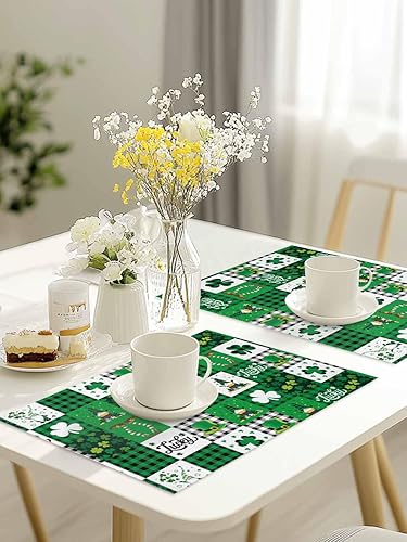 Vista 138 de Juego de 6 manteles individuales rojos para el día de San Valentín, diseño de corazón de San Valentín, resistentes al calor, lavables, manteles