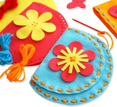 Serabeena Sew Your Own Purses - Sewing Kit for Kids - Felt Crafts for Ages 4-8 Plus - DIY Set Teaches Basic Stitch & Develops Fine Motor Skills - Fun Party Favours or Gifts - 6 Purses & Accessories