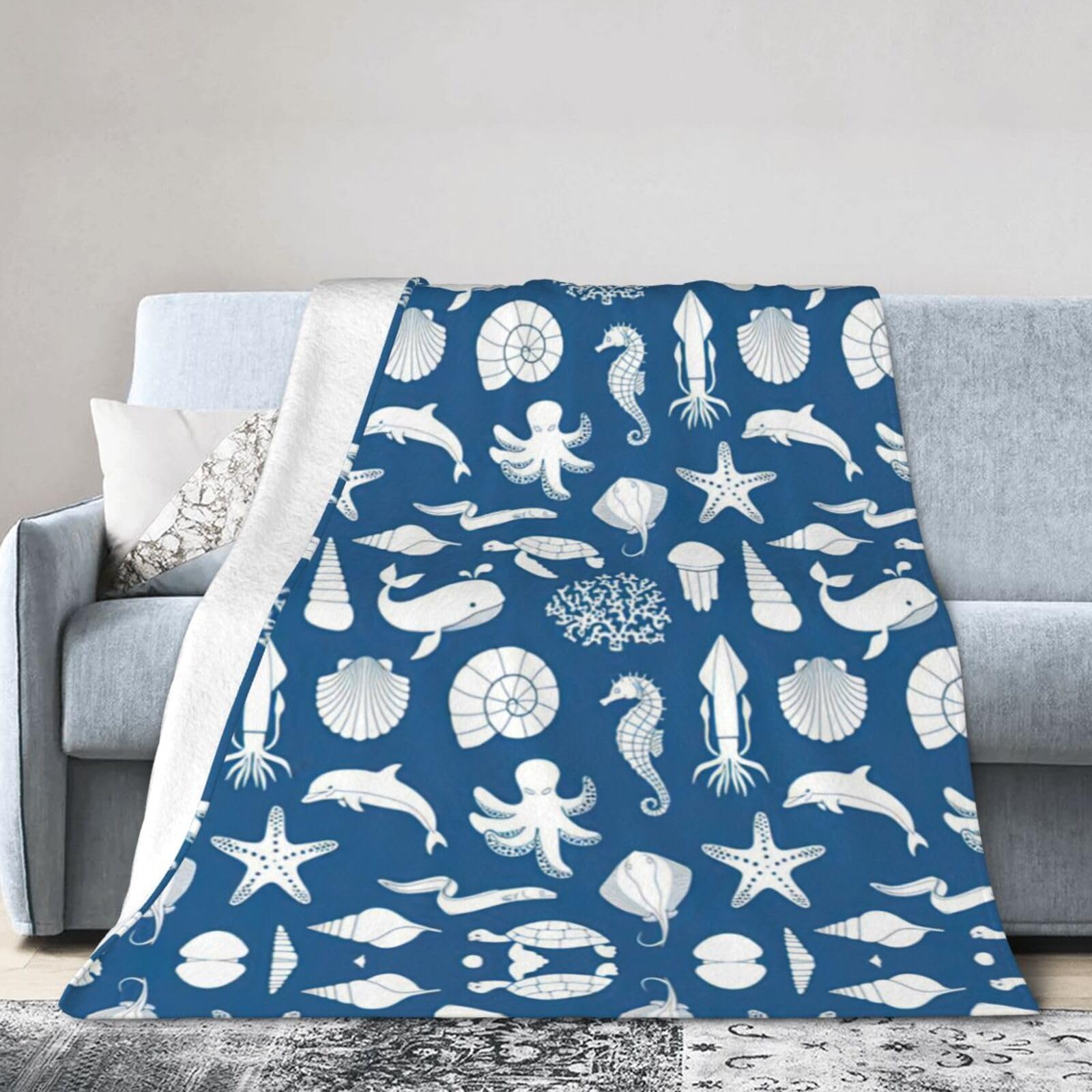 Uusnwaa Soft Cosy Fleece Warm Throw Underwater Marine Life Print Blanket