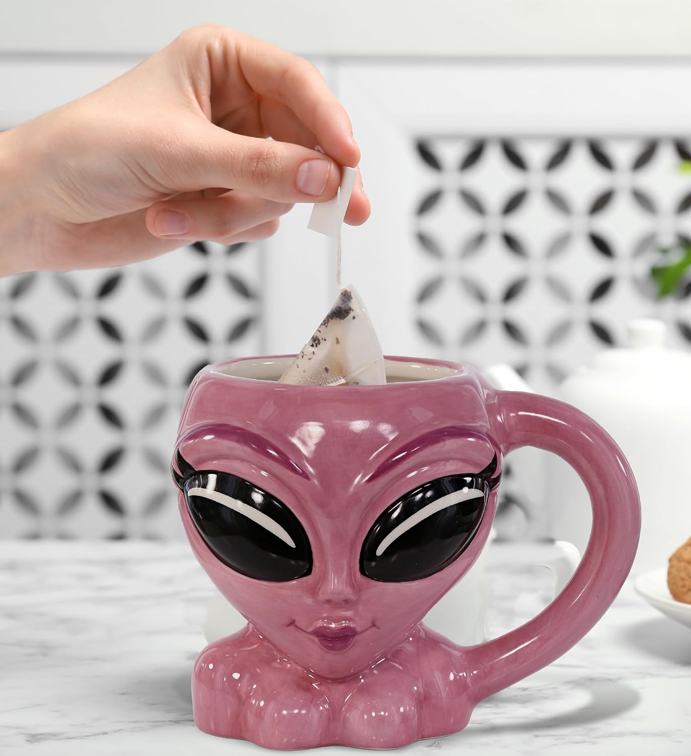 Novelty Pink Alien Mug - Cute Coffee Mugs for Women and Funny Coffee Mug for Men, Cool Ceramic Alien Coffee Mug Gift, Surprise Birthday Gift Novelty Coffee Mugs for Hot and Cold Drinks - 17 oz. - Image 6