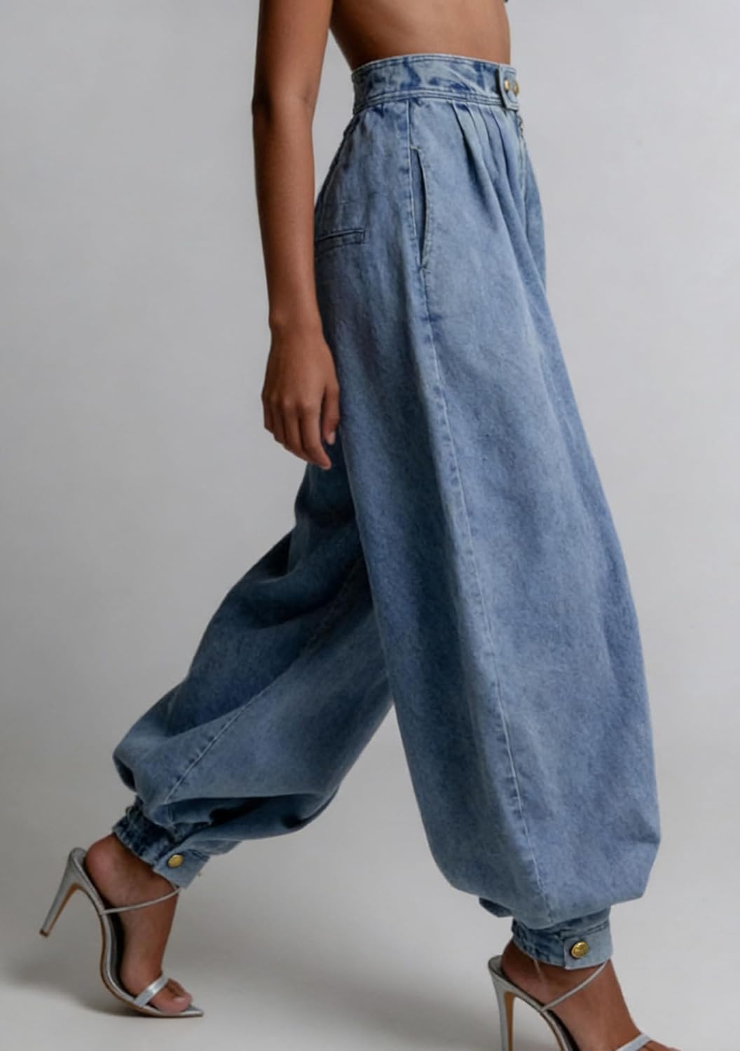 chouyatou Women's Y2k Baggy Harem Jeans Boyfriend Wide Leg Balloon Jeans Zip Up Pleated Denim Pants - Image 2