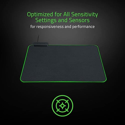 Miniatura 4 de Razer Goliathus Chroma - Alfombrilla de mouse suave para juegos con superficie de tela microtexturizada, optimizada para todos los ajustes de
