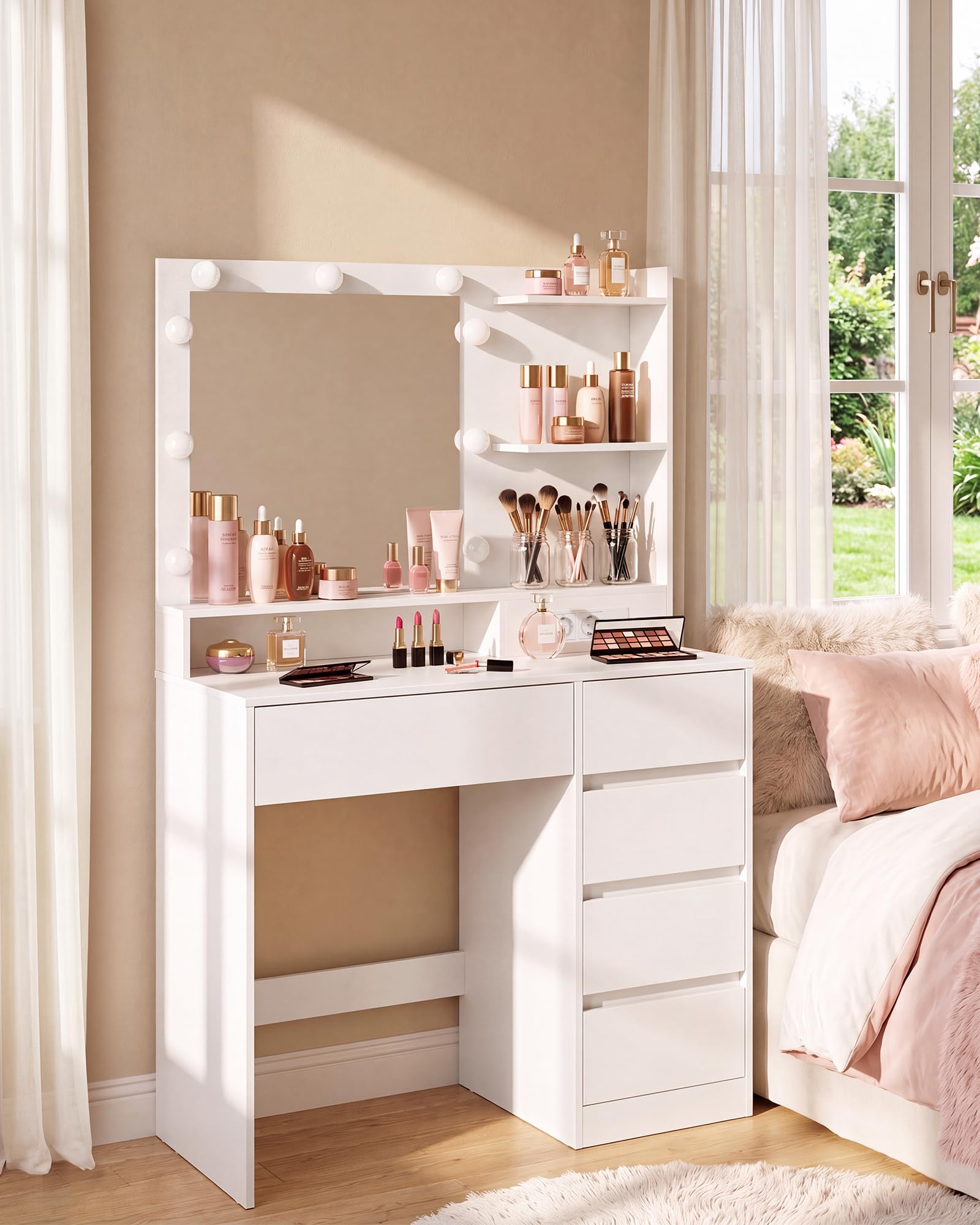 VASAGLE Tocador de Maquillaje con Luz, Mesa de Maquillaje con Espejo y Cajones, Escritorio con Enchufe y Puertos USB, 80 x 40 x 144,3 cm, Blanco Nube, Colección Kailyn RDT241WB01