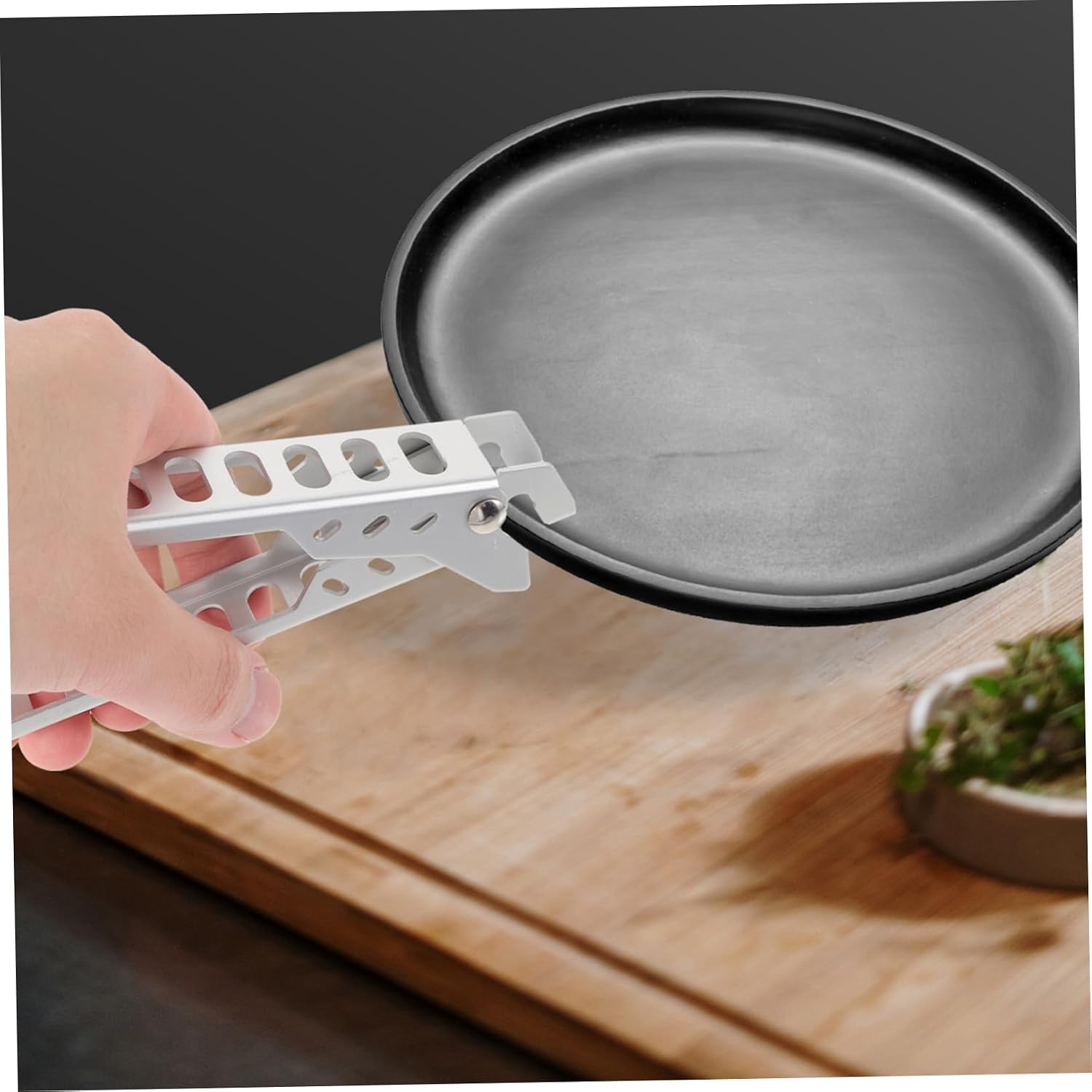 4pcs Hot Pan Gripper Clamp for Lifting of Hot Cookware -scalding Outdoor Pot Clip for Camping Hiking and Picnics Kitchen Tool for Moving Pots and Plates