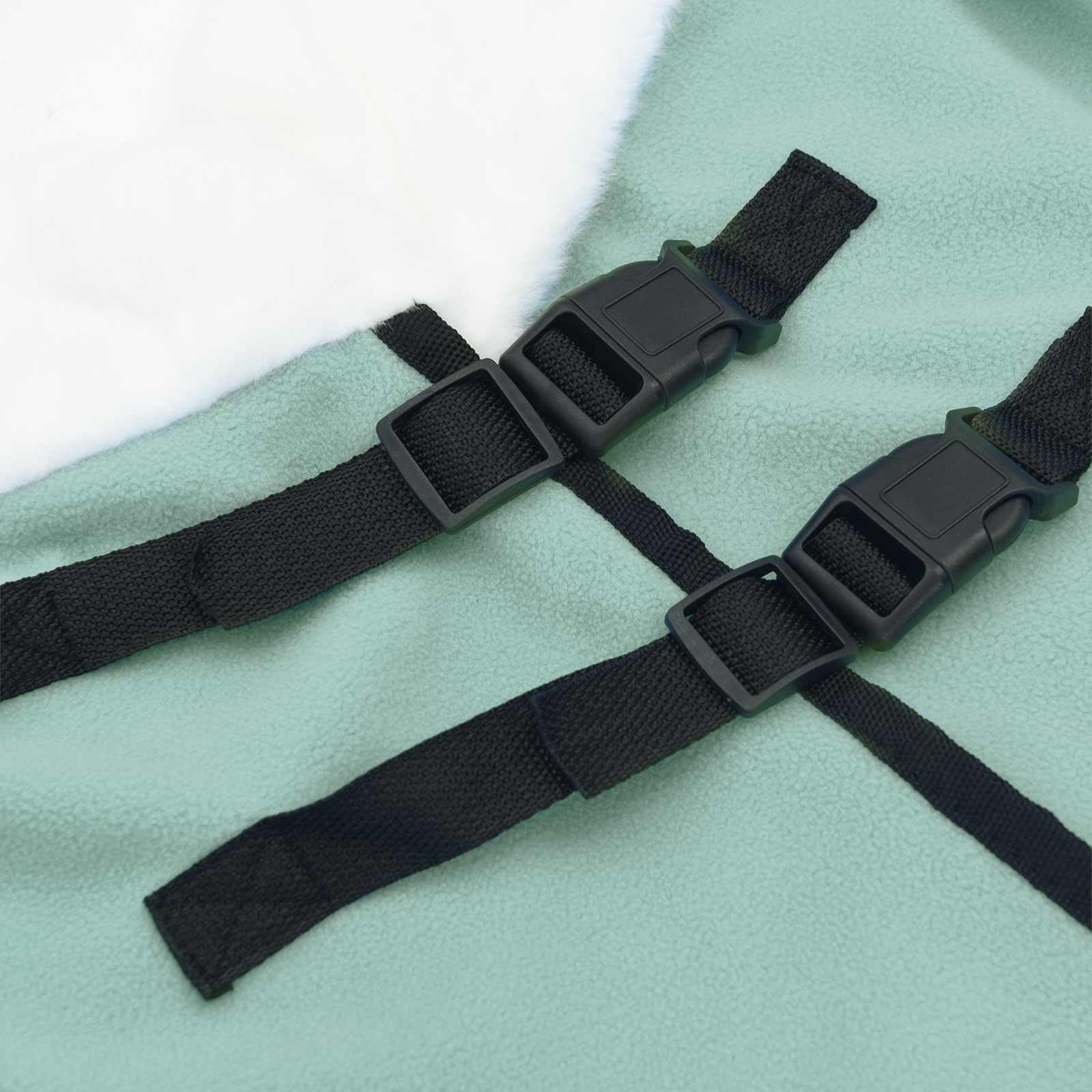 Manta para caballo, forro polar, 105 cm, con hebillas ajustables y diseño a prueba de viento, transpirable, para establo, sauce y exterior, incluye cinturón abdominal y cuello